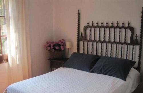 Calonge Ski Chalet | House with garden and pool in quiet area. Perfect for families.