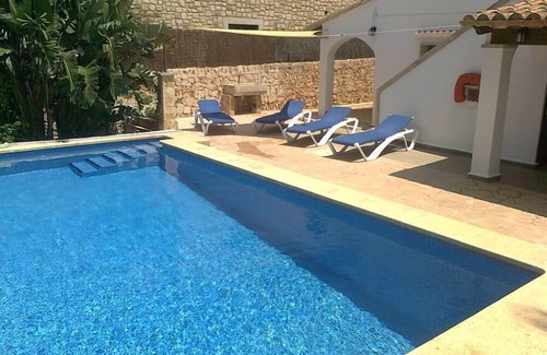 Cala Santany House | House with garden and pool