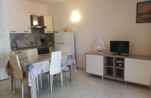 Palau Apartment | House with garden near see