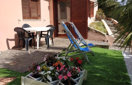 Quartu Sant'Elena House | HOUSE WITH GULF VIEW NEAR THE SEA