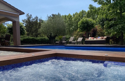 Sant Celoni House | House with large private pool, ping pong, barbecue, fresh eggs every day.