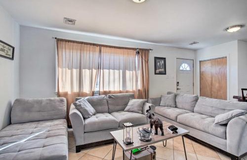 Bellmawr House | House with Pellet Smoker and Grill, 1 Mi to Lake!