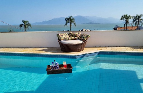 Itaguacu House | House with pool and panoramic sea view