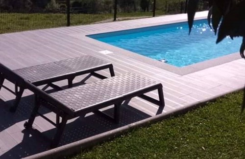 Carvalheira Ski Chalet | House with private pool and mountain views near Gerês