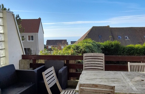 Equihen-Plage House | House with terrace overlooking the sea and enclosed garden. Pets welcome N ° 643050