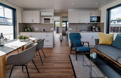 Peenemuende Boat Rental | Houseboat in Peenemuende