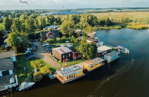 Anklam Apartment | Houseboat - moored in Anklam 1