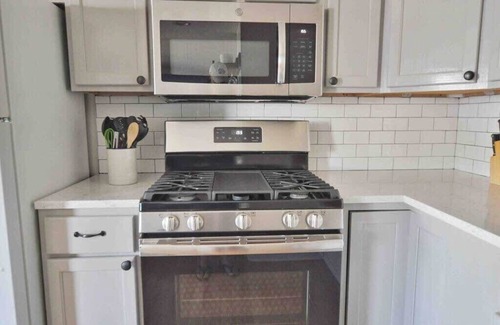 German Village Condo | Housepitality - Top Choice Flat - Great Location