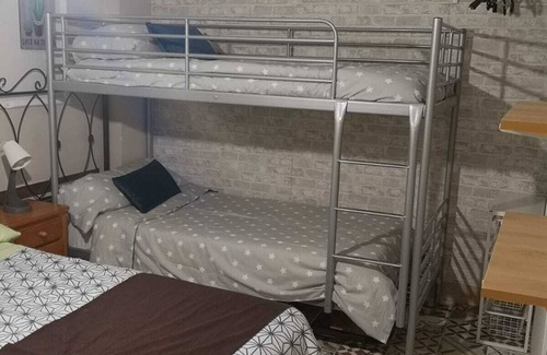 Valdeolleros Condo | Housing Groups, Alojamiento Grupos