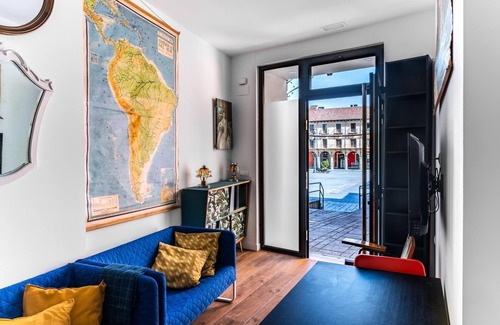 Old Town Villa | Housingleon- Main Square Hostel