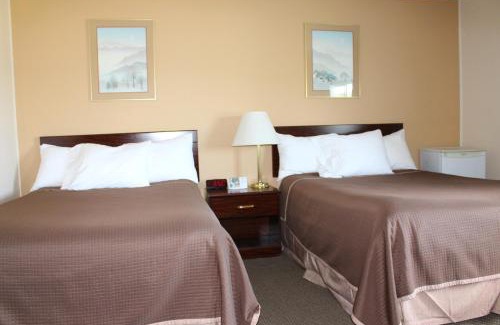 Woodstock Hotel | Howard Johnson by Wyndham Woodstock NB