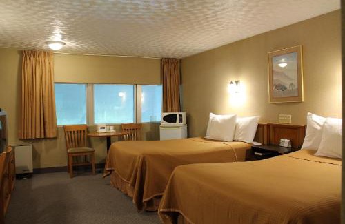 Woodstock Hotel | Howard Johnson by Wyndham Woodstock NB