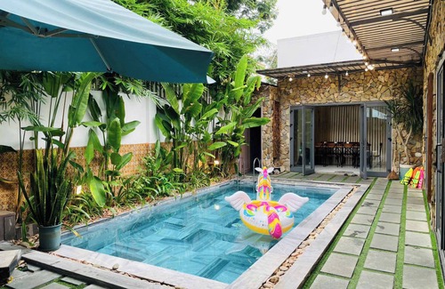 Tho Quang Beach Villa | HT Villa Da Nang by Hometown