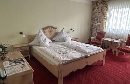 Safferstetten Hotel | Hubertushof Hotel garni
