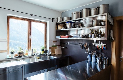 Navis Cabin | HUBIRD by Bluebird Mountain Lodges