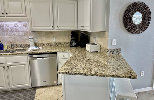 Ono Island Condo | Huge Balcony on the Second Floor Overlooking the Gulf & Splash Pad!