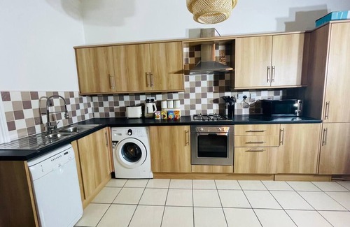 Sunderland Apartment | Huge Discounts-Free WiFi- Free Parking