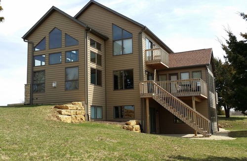 The Galena Territory House | Huge Luxury Pet-Friendly Home with pool table and firepit.