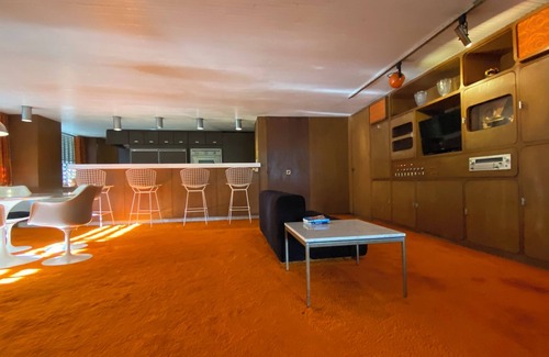 Reforma Condo | Huge, Unique, Luxurious 70's style Suite on Perfect Location