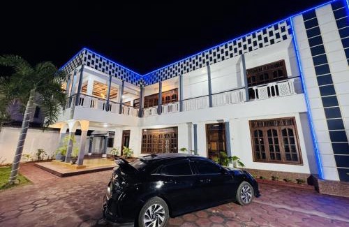 Jaffna Hotel | Humming Birds Suites