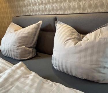 Lingerhahn House | HunsrückGlück Ferienhaus am Schinderhannes-Radweg