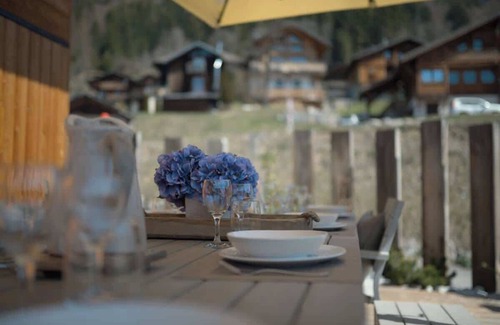 Montriond Ski Chalet | Hunter Chalets - Chalet Blanc
