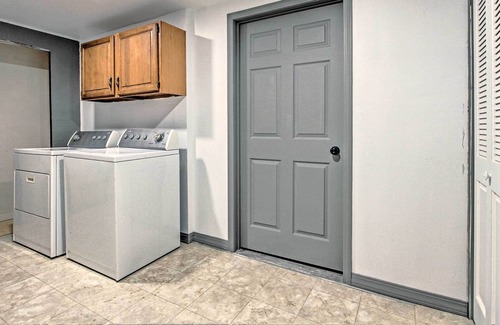 Augusta House | Hunter's Retreat in the Heart of Downtown Augusta