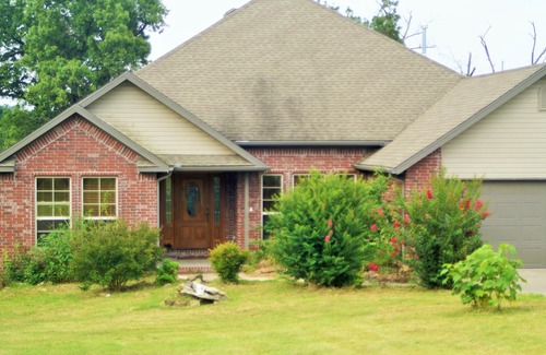 Huntsville House | Hunting, Fishing, Family Vacation Home