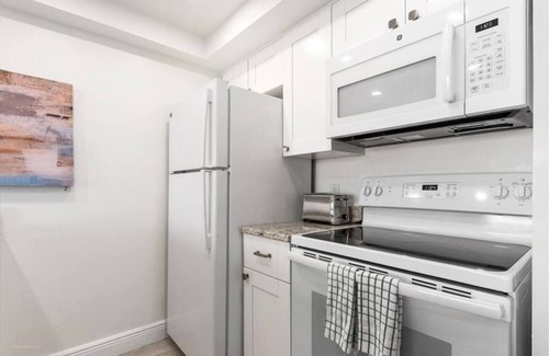 Hutchinson Island South Condo | Hutchinson Island,BeachFront,Heated Pool, Balcony, Top Floor, Amazing View