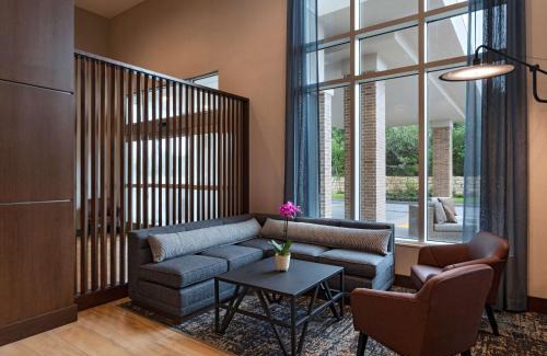 Four Points Hotel | Hyatt Place Austin Lake Travis/Four Points