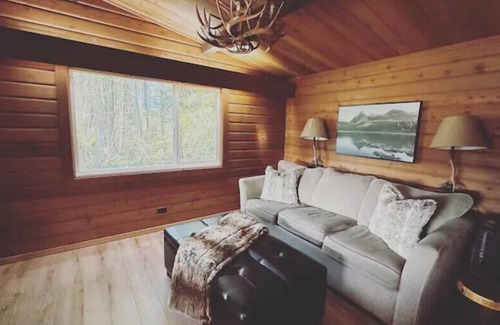 Cowichan Bay Cabin | Hycroft Cabin