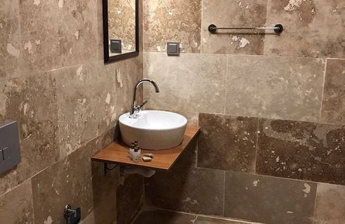 Uchisar Hotel | Hydros Cave Suit