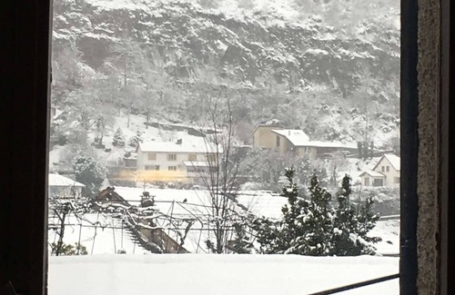 Ax-les-Thermes Apartment | ☆hyper center☆La Marmotte ☆ small T2 cabin☆entrée24h/24☆près ski/cure ≈ wifi☆