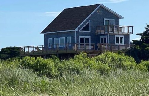 Avon Cottage | HYPNAUTIC is a newly renovated sound front cottage