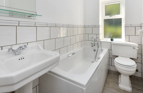 Bwlchtocyn House | Hywelfa in the beautiful Pwllheli
