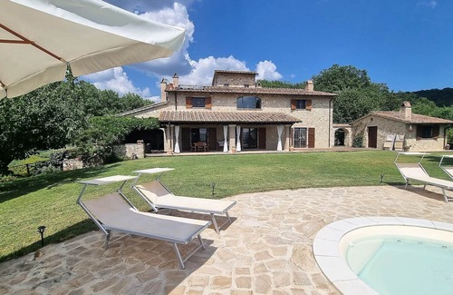 Amelia House | I escape to Umbria, Le Scarsine