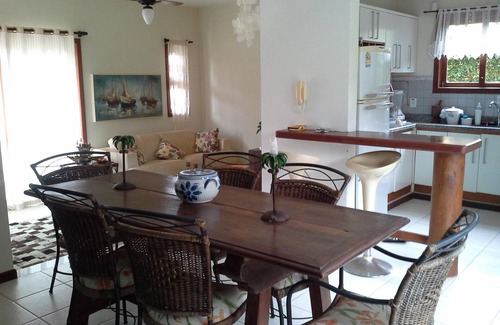 Arraial d'Ajuda House | I rent a beautiful house for the season, in a gated community, 24-hour concierge.