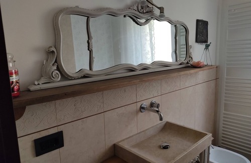 Marco Apartment | I tre Gelsi vicino a lago, montagna, piste da sci a pochi km da Verona e Trento