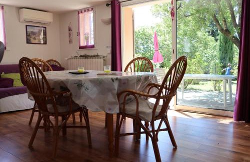 Gargas House | IA ORANA