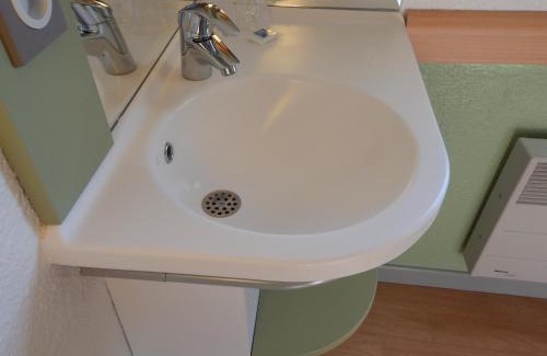 Aubiere Hotel | ibis budget Clermont Ferrand Sud