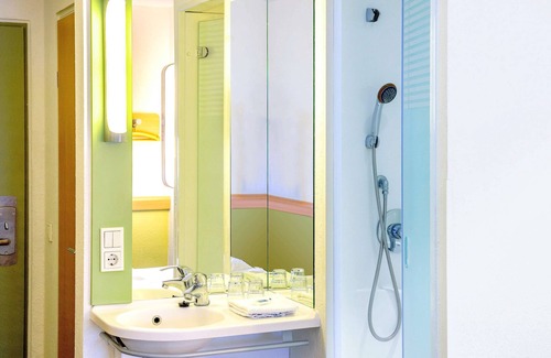 Quickbornerheide Hotel | Ibis Budget Hamburg Quickborn