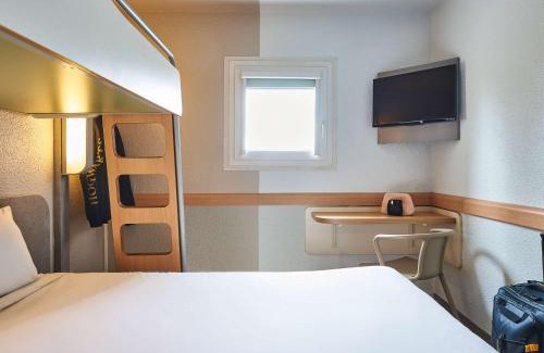 Saint-Cyr-l'Ecole Hotel | ibis budget Versailles Chateau Saint cyr l'Ecole