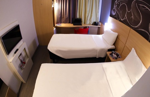 Bairro Epaminondas II Hotel | ibis Jatai