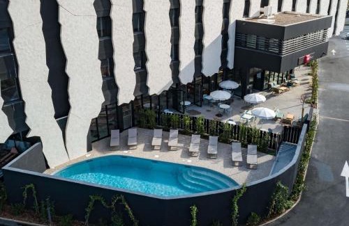 Lunel Hotel | Ibis Lunel Petite Camargue