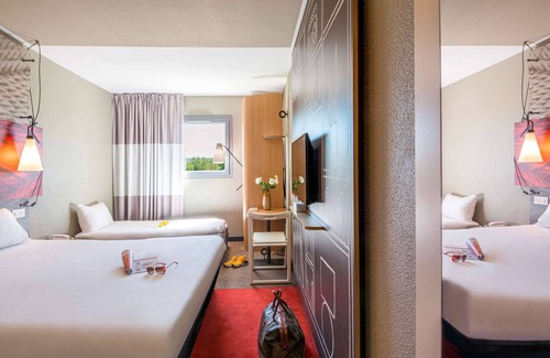 Manosque Hotel | ibis Manosque Cadarache