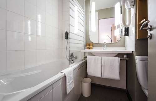 Montargis Hotel | ibis Montargis