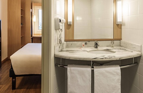 Vila Constancia Hotel | ibis Sao Paulo Interlagos