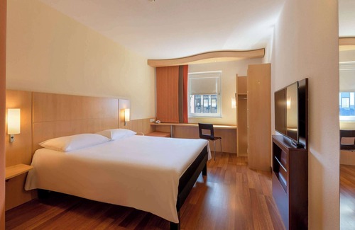 Leinfelden-Echterdingen Hotel | ibis Stuttgart Airport Messe
