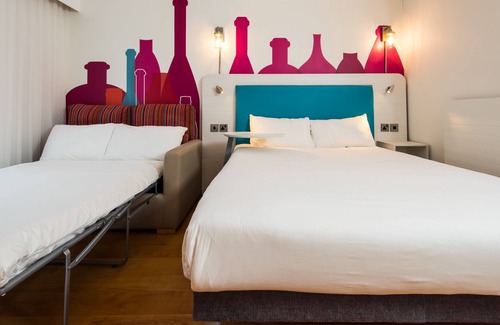Dodworth Hotel | Ibis Styles Barnsley Hotel