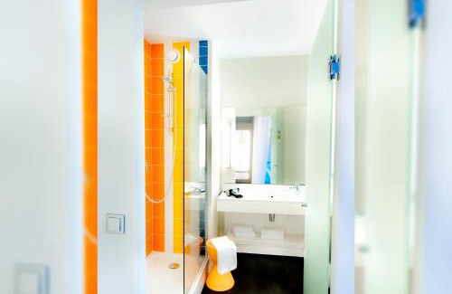 Downtown Hotel | ibis Styles Brest Centre Port